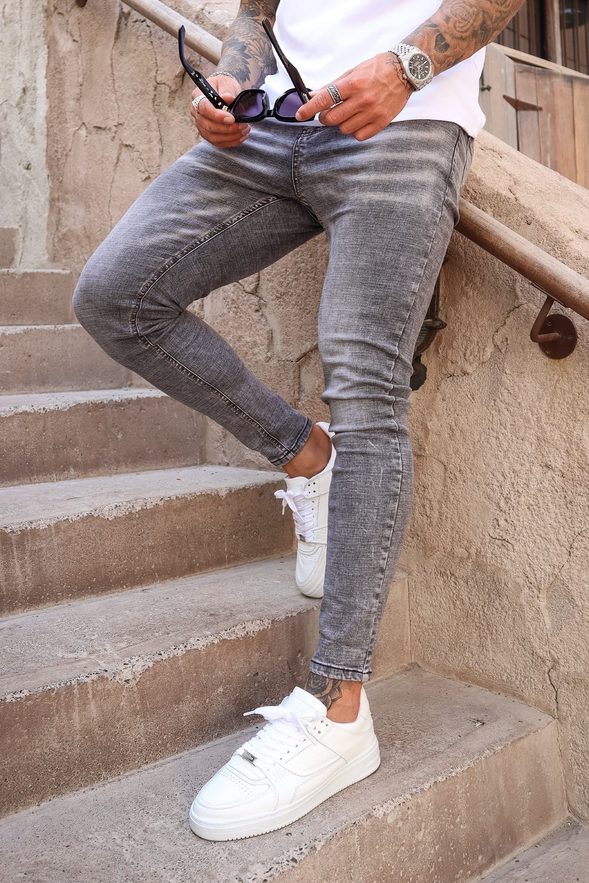 THE LUCCA JEANS - GREY